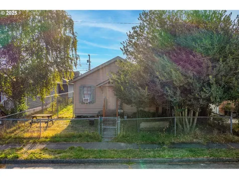 274 27th Avenue Longview WA 98632