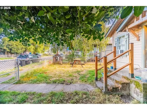 274 27th Avenue Longview WA 98632
