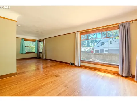 3230 SE 118th Avenue Portland OR 97266