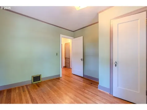 3230 SE 118th Avenue Portland OR 97266