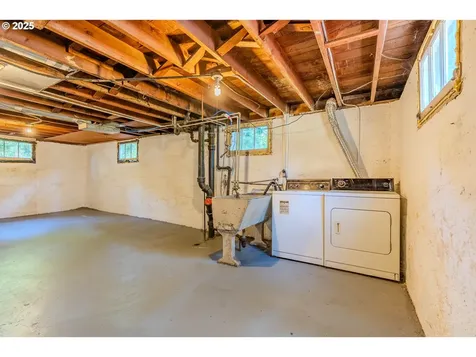 3230 SE 118th Avenue Portland OR 97266