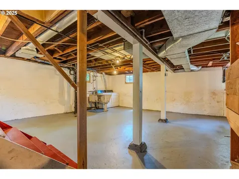 3230 SE 118th Avenue Portland OR 97266