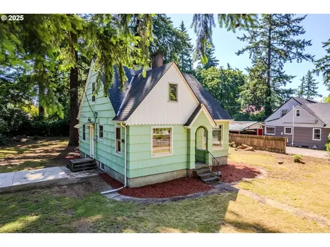 3230 SE 118th Avenue Portland OR 97266