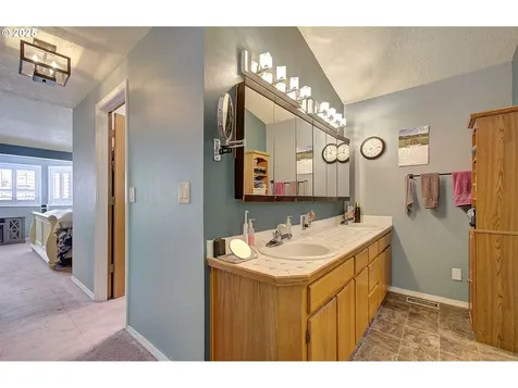 10535 SW 135th Avenue Beaverton OR 97008