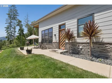 5795 Hubbard Creek Road Umpqua OR 97486