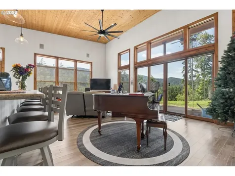 5795 Hubbard Creek Road Umpqua OR 97486