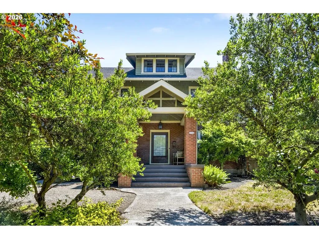 2732 NE 15th Avenue Portland OR 97212