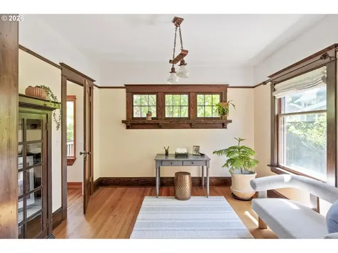 2732 NE 15th Avenue Portland OR 97212