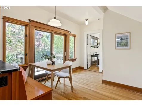 2732 NE 15th Avenue Portland OR 97212