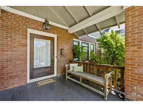 2732 NE 15th Avenue Portland OR 97212