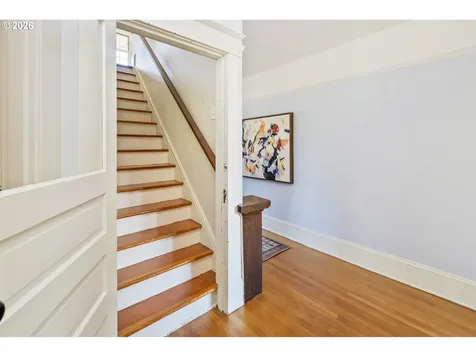 2732 NE 15th Avenue Portland OR 97212