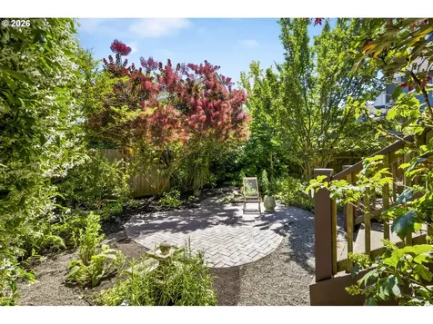 2732 NE 15th Avenue Portland OR 97212