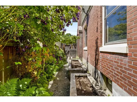 2732 NE 15th Avenue Portland OR 97212