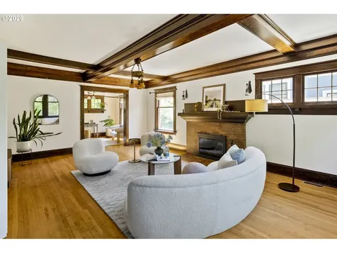 2732 NE 15th Avenue Portland OR 97212