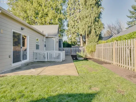 672 S Fir Street Canby OR 97013
