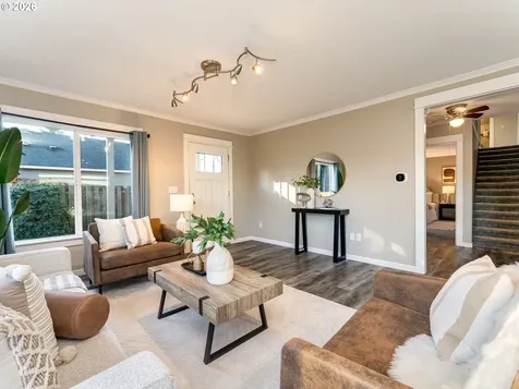 672 S Fir Street Canby OR 97013