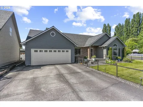 2951 Premiere Place Longview WA 98632