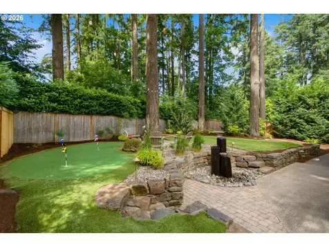 1093 Chandler Road Lake Oswego OR 97034
