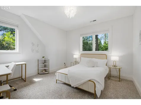 1093 Chandler Road Lake Oswego OR 97034