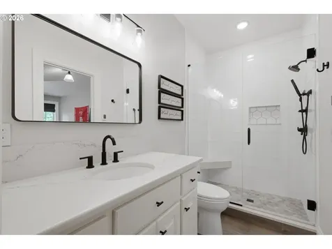 1093 Chandler Road Lake Oswego OR 97034
