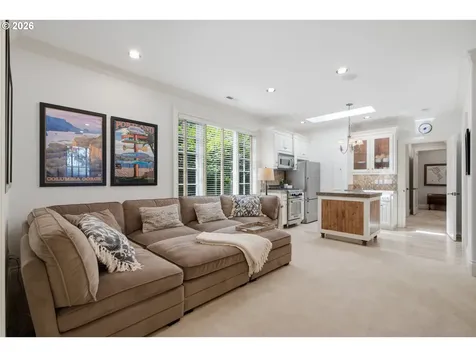 1093 Chandler Road Lake Oswego OR 97034