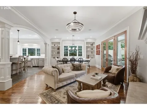 1093 Chandler Road Lake Oswego OR 97034