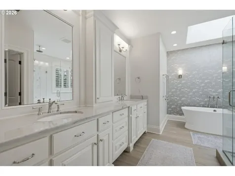 1093 Chandler Road Lake Oswego OR 97034