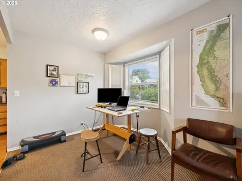 2251 SE 70th Avenue Portland OR 97215