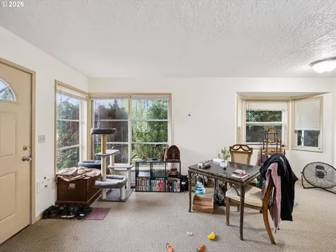 2251 SE 70th Avenue Portland OR 97215
