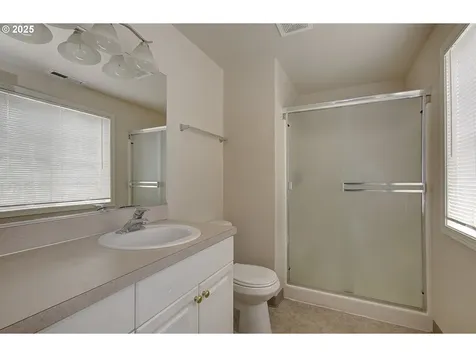 2101 NE 137th Court Vancouver WA 98684