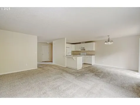 2101 NE 137th Court Vancouver WA 98684