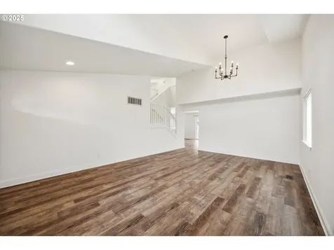 802 N 28th Avenue Cornelius OR 97113