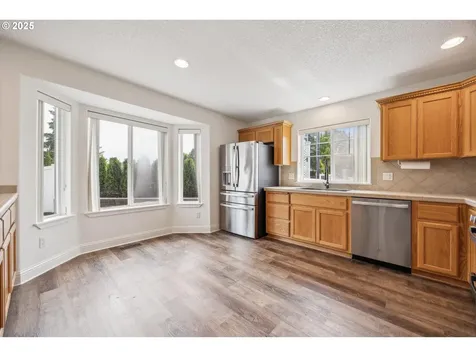 802 N 28th Avenue Cornelius OR 97113