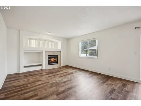 802 N 28th Avenue Cornelius OR 97113