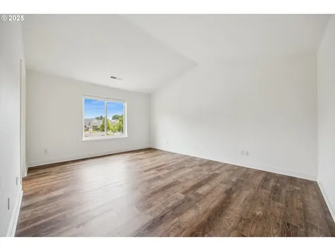 802 N 28th Avenue Cornelius OR 97113