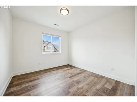 802 N 28th Avenue Cornelius OR 97113