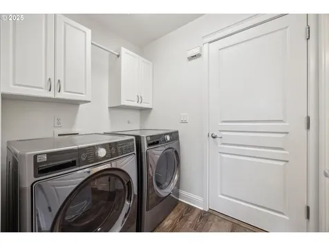 802 N 28th Avenue Cornelius OR 97113