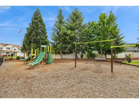 802 N 28th Avenue Cornelius OR 97113