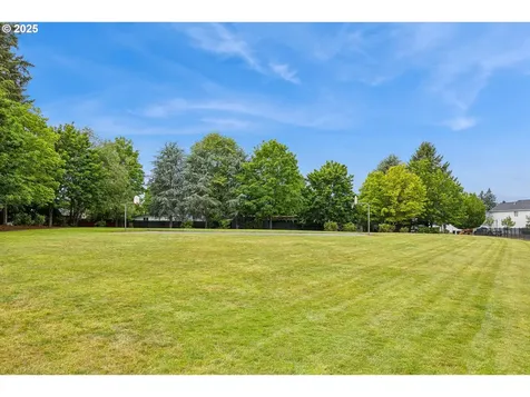 802 N 28th Avenue Cornelius OR 97113