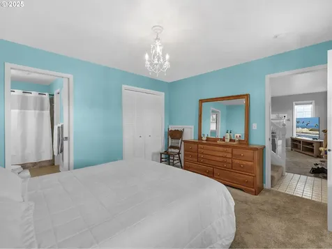 833 10th Avenue Seaside OR 97138