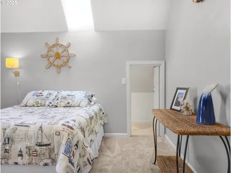 833 10th Avenue Seaside OR 97138