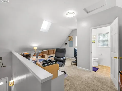 833 10th Avenue Seaside OR 97138
