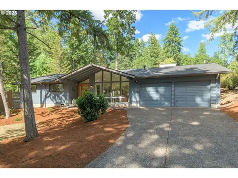 3873 Vine Maple Street Eugene OR 97405