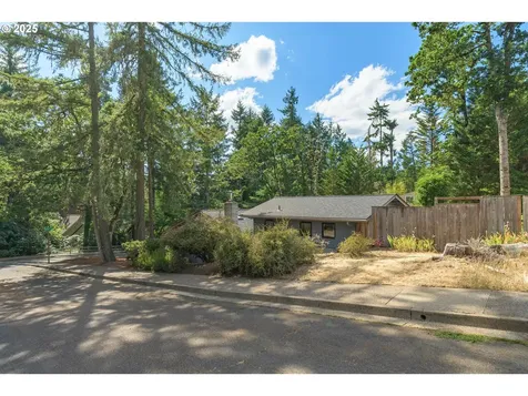 3873 Vine Maple Street Eugene OR 97405