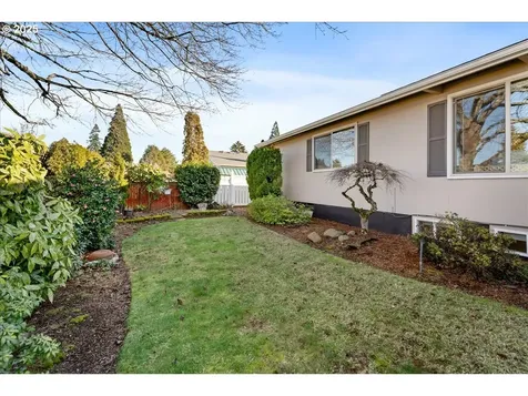 13011 NE Stanton Street Portland OR 97230