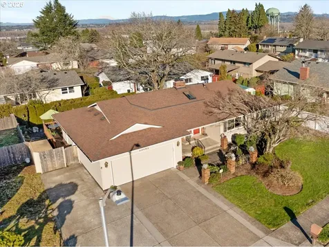 13011 NE Stanton Street Portland OR 97230