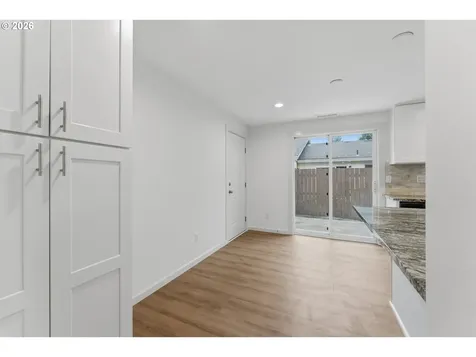 5004 NE 22nd Avenue Vancouver WA 98663