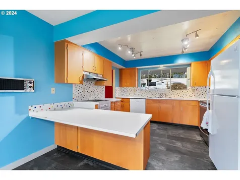 1520 Main Street Forest Grove OR 97116