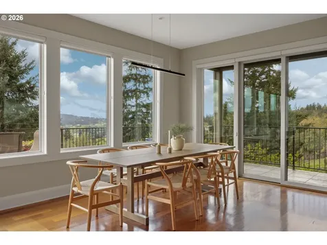 18284 Meadowlark Lane Lake Oswego OR 97034