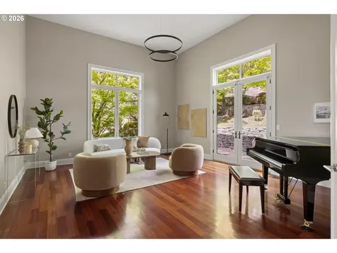 18284 Meadowlark Lane Lake Oswego OR 97034